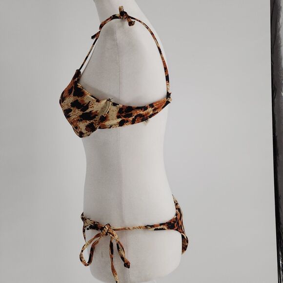 Animal Print Bikini (8) - Picture 3 of 4